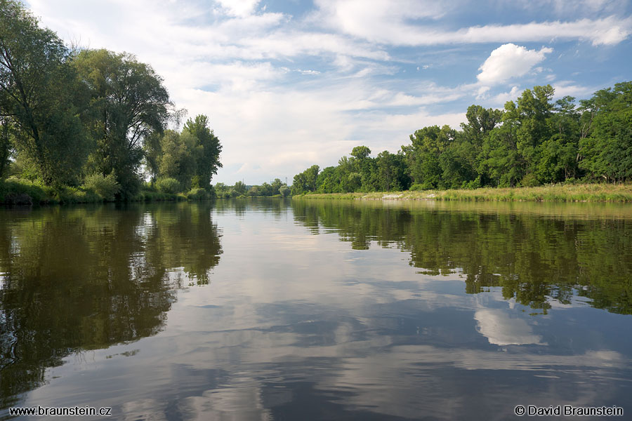 2008_0622_171316_vl_vltava_13_7_nad_vrananama