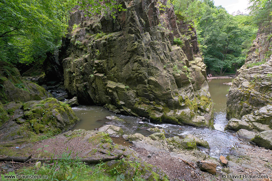 2008_0720_142412_kr_zbirozsky_potok_2_05_v_jezirkach