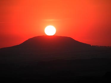 západ slunce nad Řípem