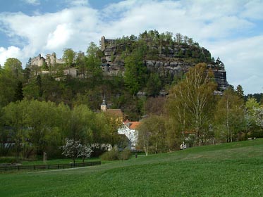 skalní hrad v Oybinu