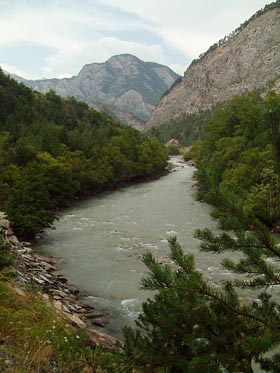 říčka Ubaye pod Chatelard