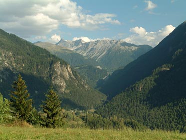 krajina u Schmitten, směr Albulapas