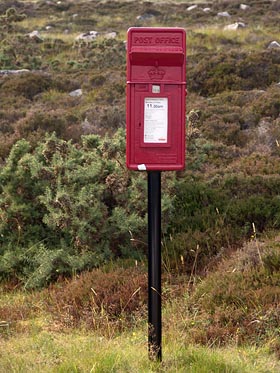 opuštěná poštovní schránka