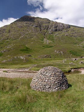 kopec, kamenné iglů v údolí Glen Bidean