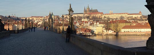 Karlův most, Pražský hrad