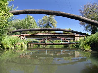 Bílina, potrubí