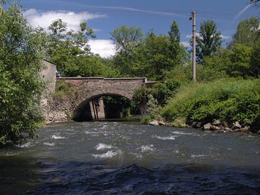 Bílina ve Rtyni nad Bílinou, peřej, most