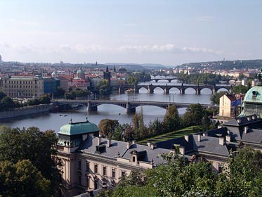 mosty na Vltavě z Letné