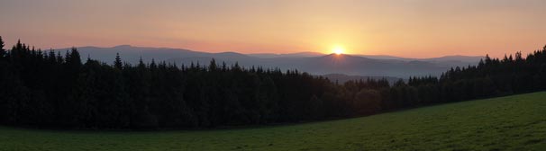 rozednívání nad Krkonošema 6