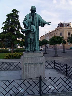 pomník J. A. Komenského v Kromeříži