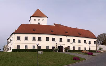 zámek v Čejkovicích