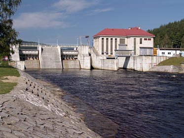 hráz v. n. Lipno 2