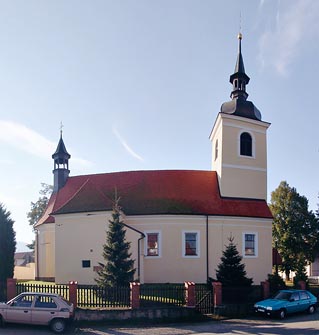 kostel v Louňovicích pod Blaníkem