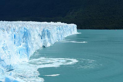 ledovec Perito moreno po pádu bloku