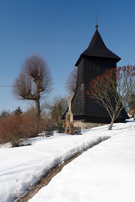 kaplička ve Slatině nad Úpou