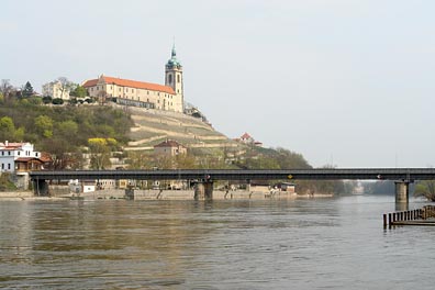 starý most v Mělníku, zámek