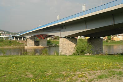 silniční most v Děčíně