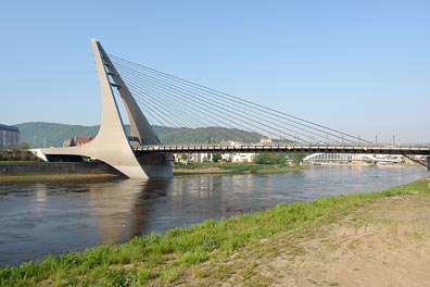 most přes Labe v Ústí n. L.