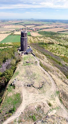 výhled z věže Hazmburka