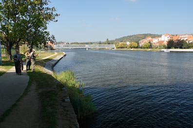 Vltava, rybáři v Týnu nad Vltavou