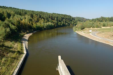 Vltava pod Hněvkovickou nádrží