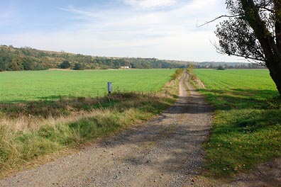 cesta, krajina u Přívlak