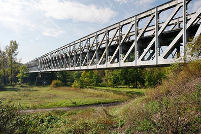 železniční most v Žatci