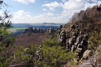 pohled na SZZ od Schrammsteine, skaly