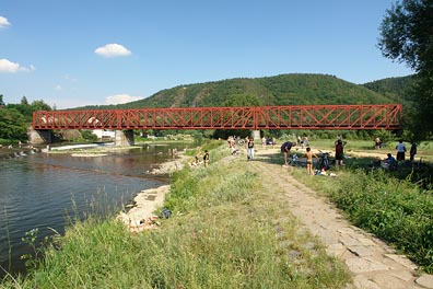 železniční most v Mokropsích