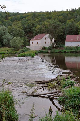 jez na Berounce u Kaceřovského mlýna