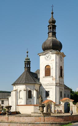 kostel v Manětíně