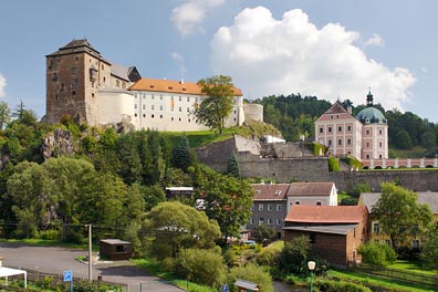 hrad, zámek v Bečově nad Teplou