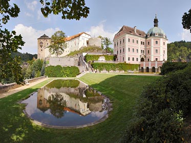 hrad, zámek, park v Bečově nad Teplou