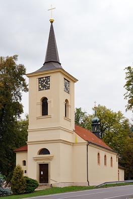 kostel v Tuchlovicích