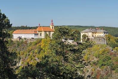 klášter, zámek v Rabštejně nad Střelou