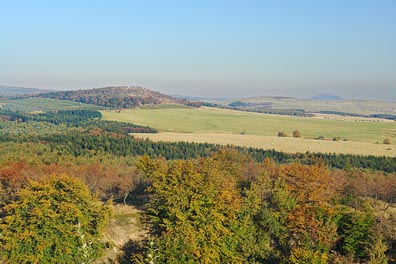 pohled z Komáří hůrky na SZ