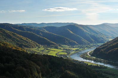 pohled na Labe, kopce u Těchlovic