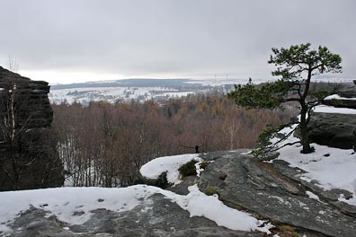 pohled z Tiských stěn na Z