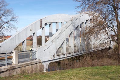 most přes Jizeru v Tuřicích