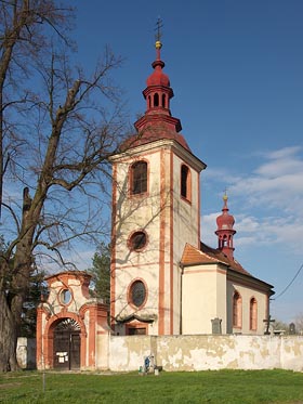 kostel v Mořine