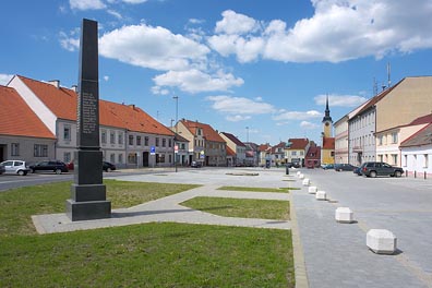 náměstí v Lomnici nad Lužnicí