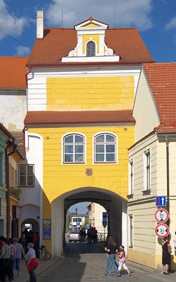 brána v Třeboni