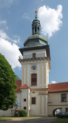 věž zámku v Benátkách nad Jizerou