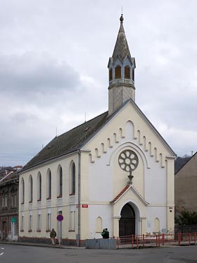 kostel v Trmicích