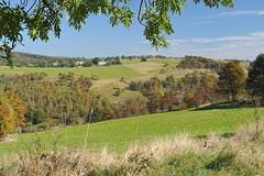 pohled od Hory Sv Kateriny na Deutschneudorf