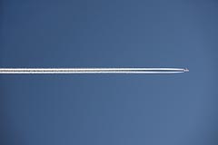čára za letadlem