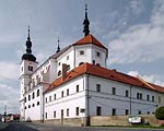 klášter v Březnici