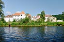 Vltava, klášter Zlatá Koruna