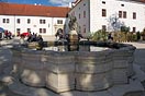 kašna v zámku v Třeboni